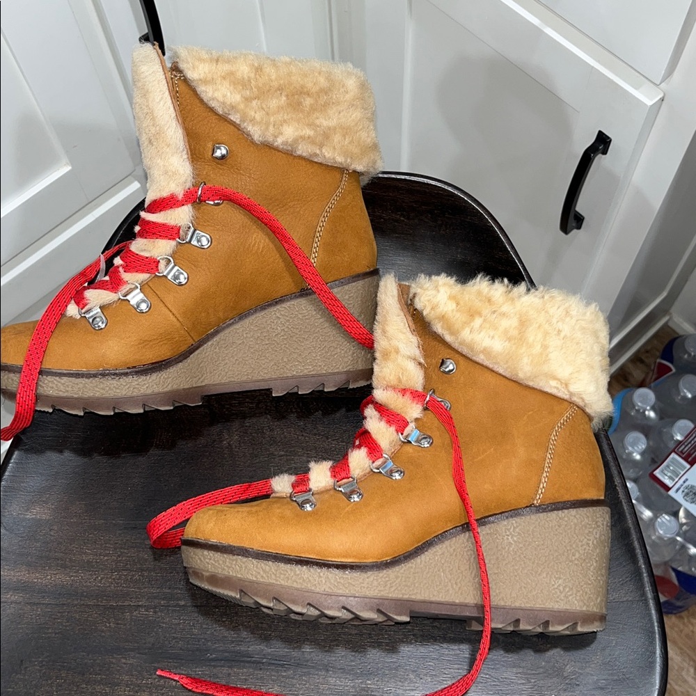 New J. Crew Tan and Red Women's Winter Wedge Boots
